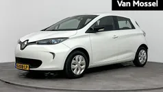 Ijswit 369 Gebruikt 2019 Renault Zoe Life Hatchback | € 9.440 (Eerlijke prijs)