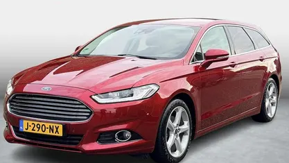 Rood Occasion 2018 Ford Mondeo Business Edition Stationwagen | € 16.750 (Goede deal)