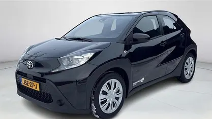 Occasion 2025 Toyota Aygo X Play SUV | € 20.950 (Eerlijke prijs)