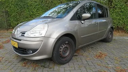 Occasion Renault Modus 101 PK (74 kW) 2008 MPV