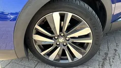 Blauw, metallic lak Gebruikt 2017 Peugeot 3008 Premium SUV | € 13.888 (Eerlijke prijs)