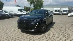 Zwart Gebruikt 2022 Peugeot 2008 Allure SUV | € 20.845 (Goede deal)