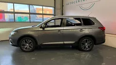 Grijs Gebruikt 2017 Mitsubishi Outlander Edition SUV | € 17.999 (Goede deal)