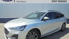 Grijs Gebruikt 2024 Ford Focus ST-Line Stationwagen | € 29.990 (Eerlijke prijs)