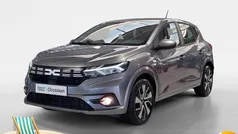 Gris schiste kqg Gebruikt 2024 Dacia Sandero Expression Hatchback | € 18.740 (Eerlijke prijs)
