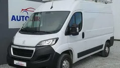 Wit Gebruikt 2023 Peugeot Boxer Van | € 26.490 (Eerlijke prijs)