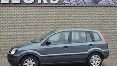 Gebruikt 2003 Ford Fusion Trend MPV | € 1.950 (Eerlijke prijs)