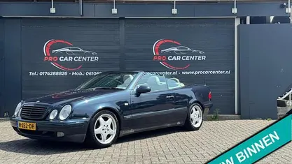 Blauw Occasion 2003 Mercedes CLK320 Elegance Cabriolet | € 6.999 (Super prijs)