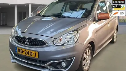 Occasion Mitsubishi Space Star 71 PK (52 kW) 2017 Grijs (metallic) Hatchback