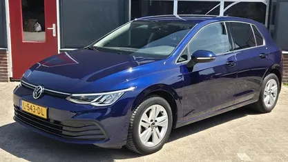Blauw Gebruikt 2020 VW Golf VII Pro Hatchback | € 19.145 (Eerlijke prijs)
