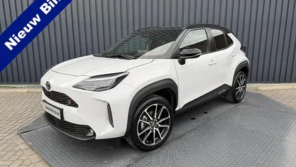 Occasion 2025 Toyota Yaris Cross Sport SUV | € 36.950 (Eerlijke prijs)