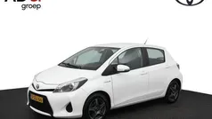 Wit Gebruikt 2013 Toyota Yaris Hatchback | € 11.950 (Eerlijke prijs)