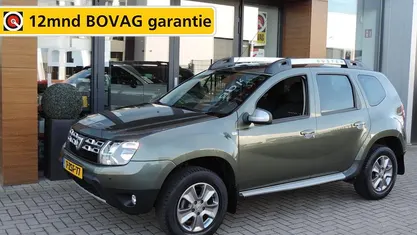 Grijs Occasion 2015 Dacia Duster Prestige SUV | € 10.490 (Eerlijke prijs)