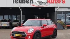 Gebruikt 2019 Mini ONE Hatchback | € 12.985 (Eerlijke prijs)