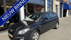 Zwart Gebruikt 2010 Hyundai i30 Dynamiq Stationwagen | € 2.499 (Eerlijke prijs)