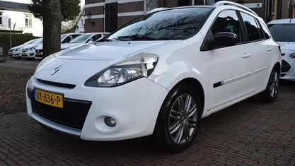 Occasion 2010 Renault Clio GrandTour Authentique Stationwagen | € 2.950 (Eerlijke prijs)