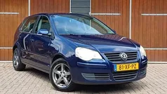 Blauw, metallic lak Gebruikt 2007 VW Polo Hatchback | € 2.350 (Eerlijke prijs)