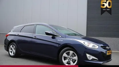 Blauw (metallic) Occasion 2012 Hyundai i40 Edition Stationwagen | € 7.950 (Eerlijke prijs)