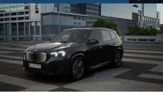 Saphirschwarz Nieuw 2025 BMW iX1 M Sport SUV | € 60.181 (Eerlijke prijs)