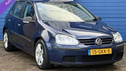Blauw Gebruikt 2008 VW Golf VI Trendline Hatchback | € 3.950 (Goede deal)
