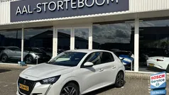 Wit Gebruikt 2021 Peugeot 208 Allure Hatchback | € 17.995 (Eerlijke prijs)