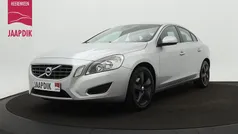 Gebruikt 2011 Volvo S60 Momentum Sedan | € 9.899 (Eerlijke prijs)