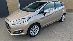 Bruin Gebruikt 2015 Ford Fiesta Titanium Hatchback | € 9.450 (Eerlijke prijs)