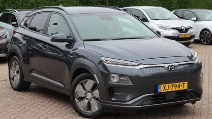 Grijs Gebruikt 2019 Hyundai Kona Premium SUV | € 14.550 (Eerlijke prijs)