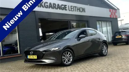 Gebruikt 2021 Mazda 3 Comfort Hatchback | € 23.950 (Goede deal)