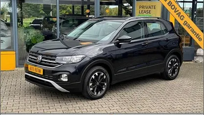 Zwart Gebruikt 2021 VW T-Cross Business SUV | € 23.890 (Eerlijke prijs)
