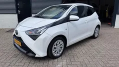 Gebruikt 2022 Toyota Aygo X-play Hatchback | € 11.250 (Super prijs)
