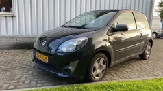 Zwart Gebruikt 2011 Renault Twingo Collection Hatchback | € 2.450 (Eerlijke prijs)