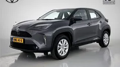 Grijs Gebruikt 2022 Toyota Yaris Cross Active SUV | € 26.445 (Eerlijke prijs)