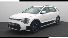 Wit Gebruikt 2023 Kia e-Niro 3 SUV | € 29.440 (Goede deal)