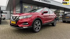 Rood Gebruikt 2018 Nissan Qashqai N-Connecta SUV | € 15.695 (Eerlijke prijs)
