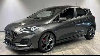 Grijs Gebruikt 2025 Ford Fiesta ST Hatchback | € 27.945 (Eerlijke prijs)