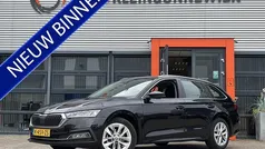 Zwart Gebruikt 2021 Skoda Octavia Business Line Stationwagen | € 17.950 (Eerlijke prijs)