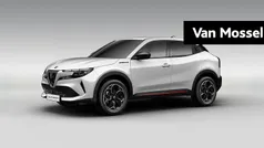 Wit Nieuw 2025 Alfa Romeo Junior Edizione Speciale SUV | € 38.249 (Eerlijke prijs)