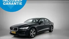 Zwart metallic Gebruikt 2019 Volvo S60 R-Design Sedan | € 29.450 (Goede deal)