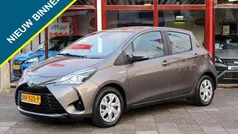 Grijs Gebruikt 2019 Toyota Yaris Active Hatchback | € 16.750 (Eerlijke prijs)