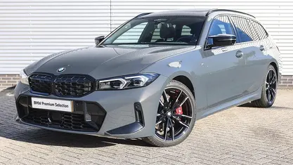 Grijs Gebruikt 2025 BMW M340 Comfort Edition Sedan | € 89.950 (Goede deal)