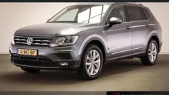 Grijs Gebruikt 2019 VW Tiguan Comfortline SUV | € 28.695 (Eerlijke prijs)