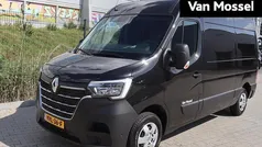 Gebruikt 2023 Renault Master Van | € 24.930 (Eerlijke prijs)
