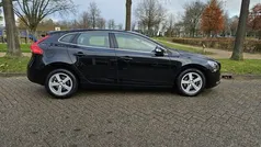 Gebruikt 2017 Volvo V40 Momentum Stationwagen | € 11.499 (Goede deal)