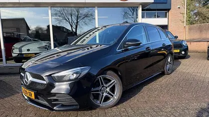 Occasion Mercedes B180 Business 136 PK (100 kW) 2021 MPV