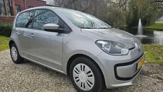 Grijs Gebruikt 2015 VW up! move up! Hatchback | € 6.999 (Eerlijke prijs)