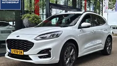 Wit Gebruikt 2021 Ford Kuga ST-Line SUV | € 24.990 (Eerlijke prijs)