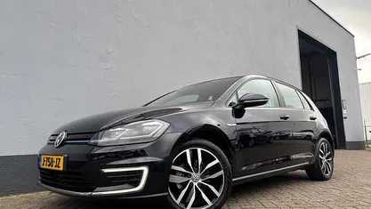 Occasion VW e-Golf 100 kW (136 PK) 2020 Hatchback