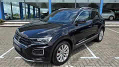 Zwart Gebruikt 2019 VW T-Roc Sport SUV | € 25.895 (Eerlijke prijs)