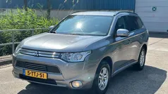 Grijs Gebruikt 2014 Mitsubishi Outlander Edition SUV | € 11.299 (Super prijs)